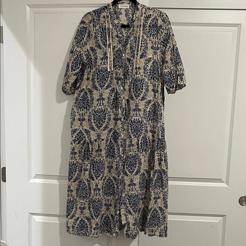 Elegant Blue and Cream Patterned Linen Dress